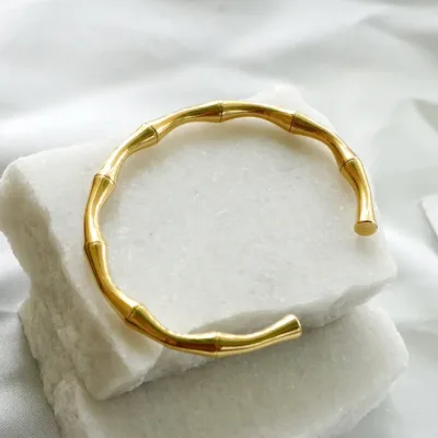 Pulsera de acero de titanio