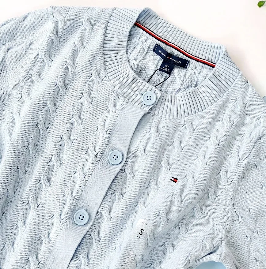 Sueter Tommy Hilfiger para Dama .