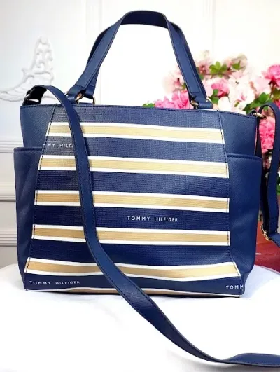 Bolso Tommy Hilfiger para dama diseño a rayas