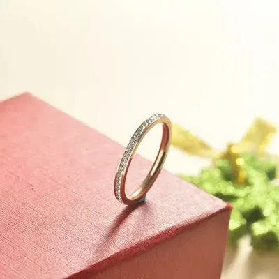 Anillo de acero inoxidable para dama color dorado