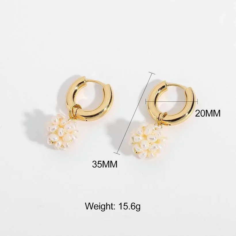 Par de argollas de acero inoxidable para dama color dorado y blanco