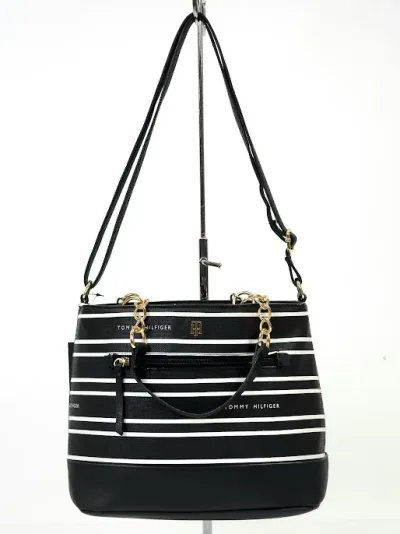 Bolso Tommy Hilfiger para dama color blanco y negro