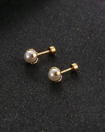 Aretes de tachuela con diseño de perla