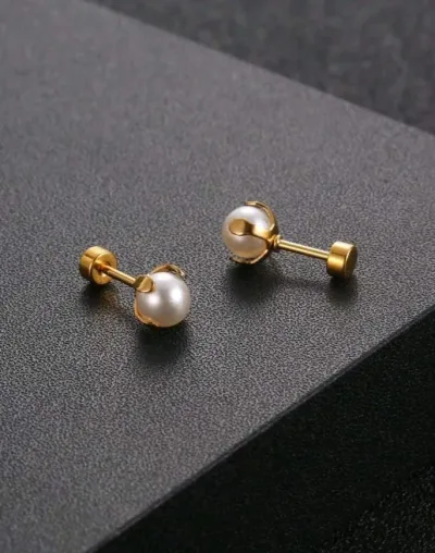 Aretes de tachuela con diseño de perla