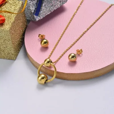 Collar de acero inoxidable para dama color dorado
