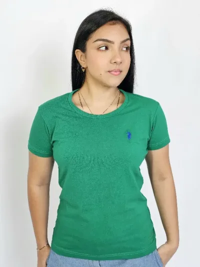 Camiseta Polo Cambrige Club para dama