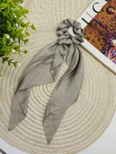 Colas de cabello para dama estilos y colores al azar.