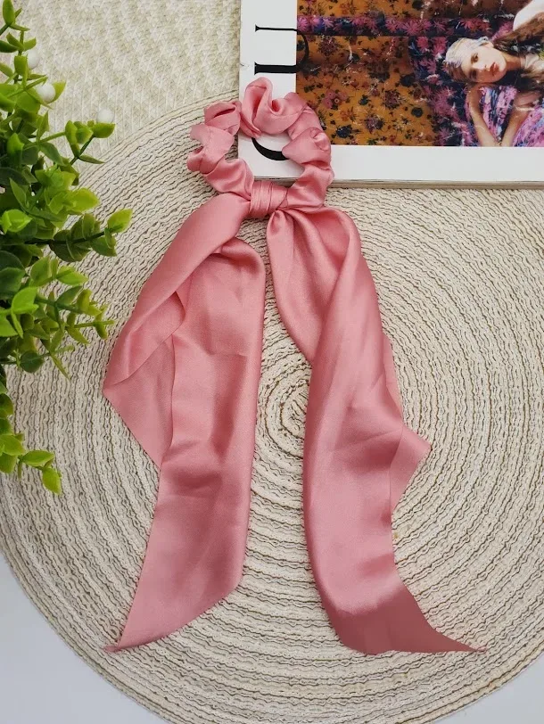 Colas de cabello para dama estilos y colores al azar.