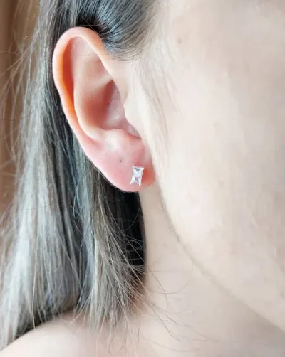 Par de aretes para dama plata 925 piedra rectangular