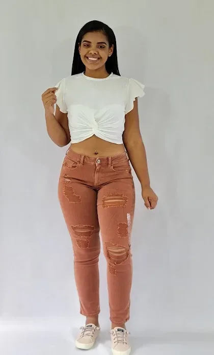 Jeans American Eagle para dama color terracota