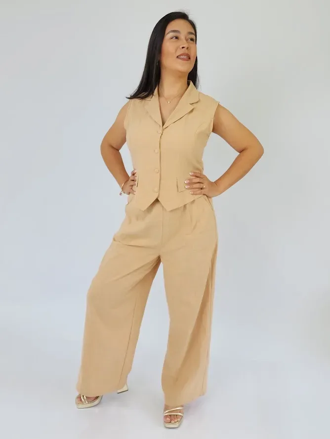 Conjunto color beige para Dama