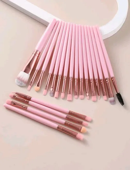 20 piezas de brochas para maquillaje
