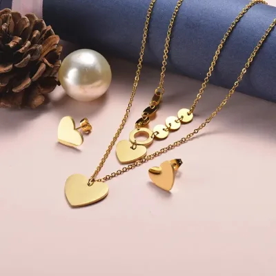 Conjunto de acero inoxidable para dama color dorado