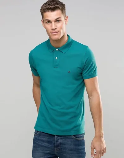 Camiseta Tommy Hilfiger Slim Fit para caballero color verde esmeralda
