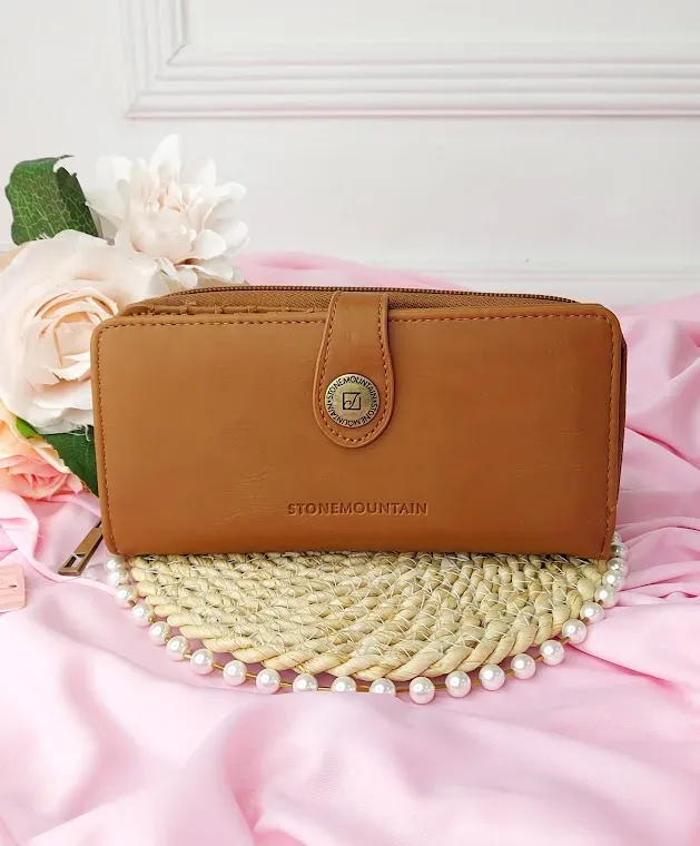 Cartera Stone Mountain Usa para dama color camel