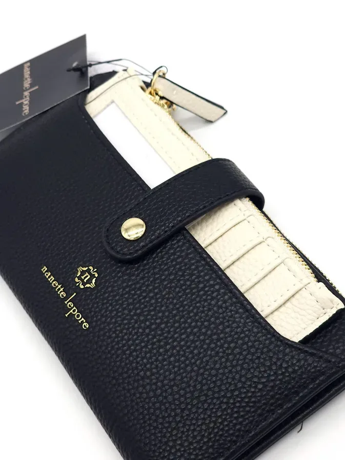 Cartera Nanette lepore color negro y blanco