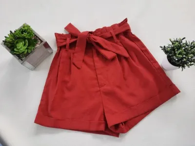 Short para dama color rojo