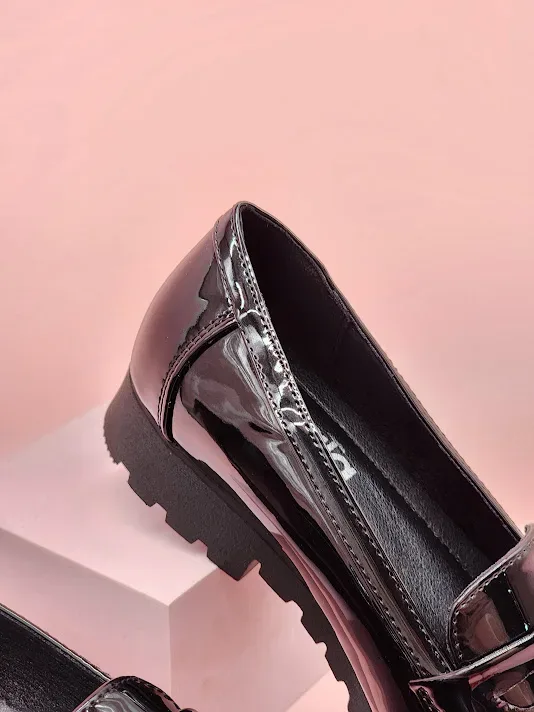 Zapatillas Sabata para dama layla-75 BLACK PAT PU