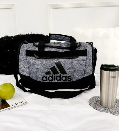 Bolso Adidas para dama color gris y negro
