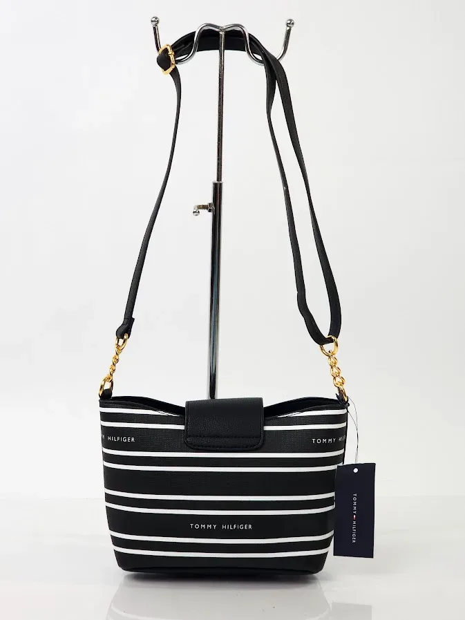 Bolso Tommy Hilfiger para dama color negro