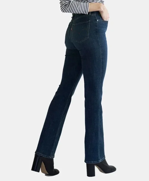 Jeans Levis para dama 725-0038 High Rise Bootcut