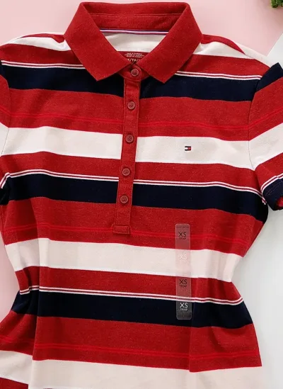 Camiseta Tommy Hilfiger diseño de rayas para dama