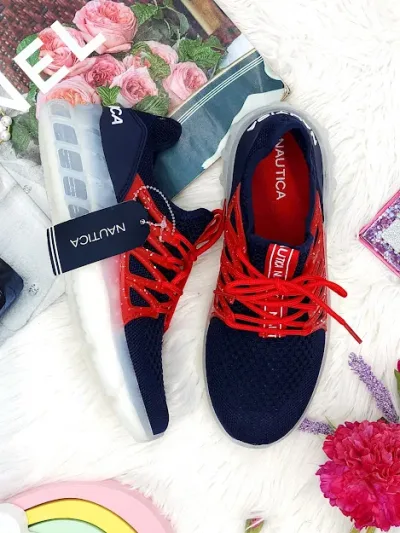 Tenis Nautica para dama color azul con rojo