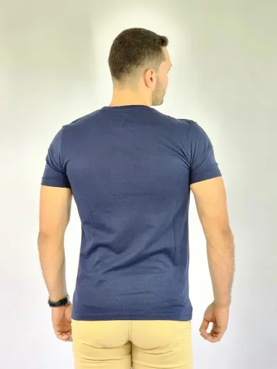 Camiseta de hombre Touch and Go azul con diseño tropical