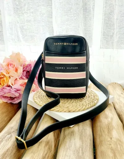 Bolso Tommy Hilfiger multicolor para dama