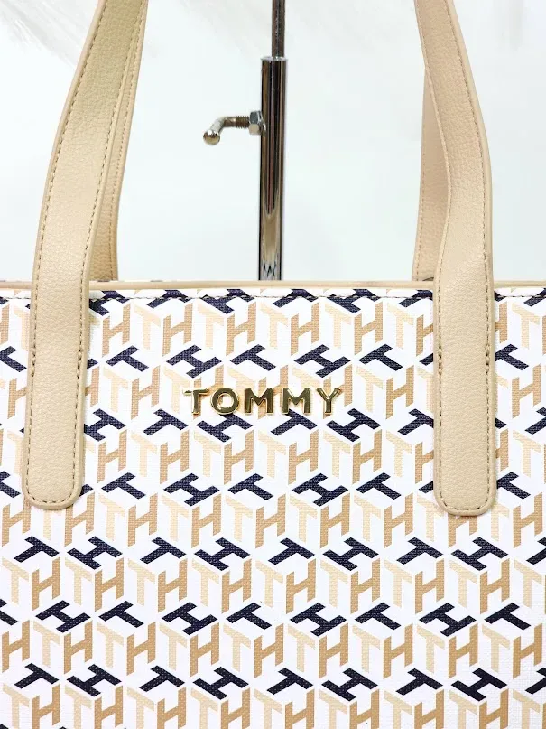 Bolso Tommy Hilfiger para dama color beige