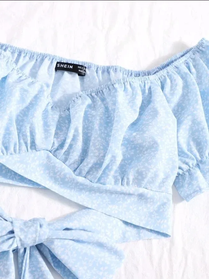 Crop Top celeste floreado
