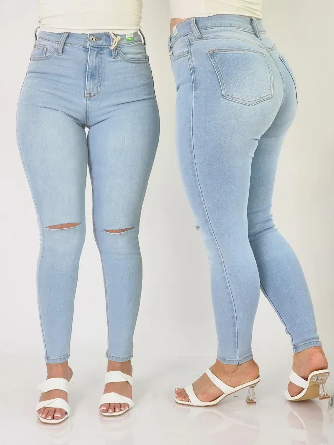 Jeans para dama color celeste