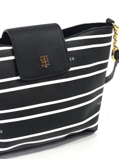 Bolso Tommt Hilfiger para dama color negro