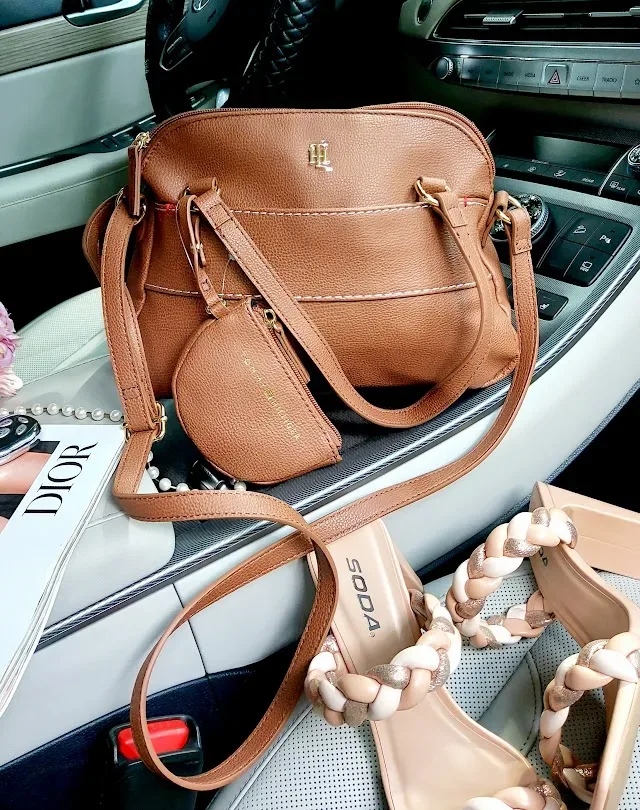 Bolso Tommy Hilfiger para dama color café