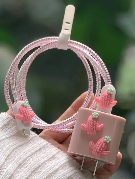 Funda protectora para cargador color rosa diseño cactus