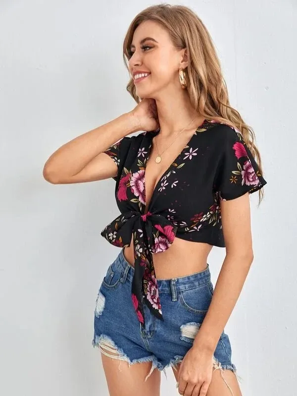 Blusa para dama con estampado de flores
