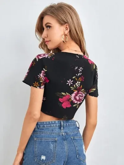 Blusa para dama con estampado de flores