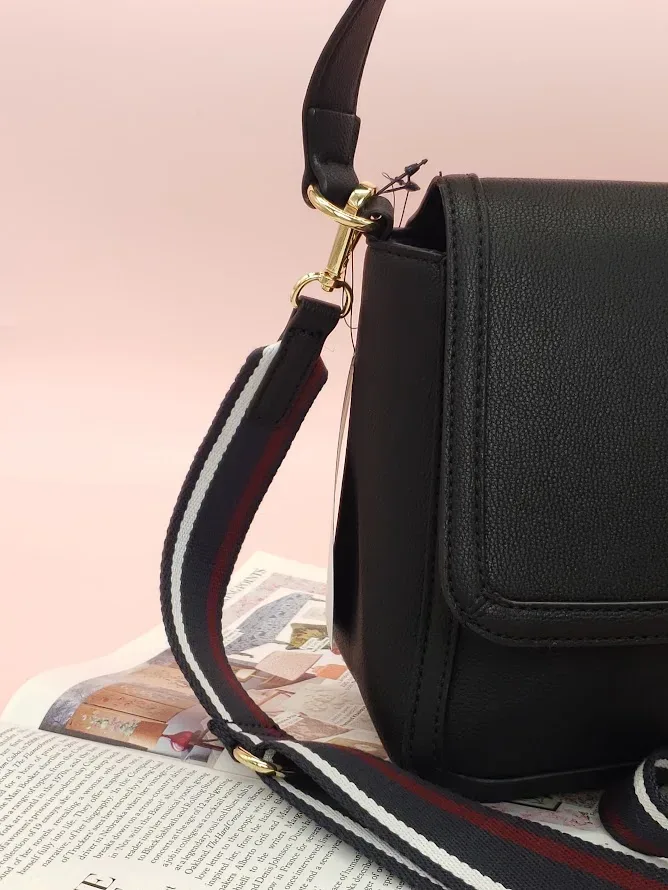 Bolso Tommy Hilfiger para dama- XW04560 001BDS
