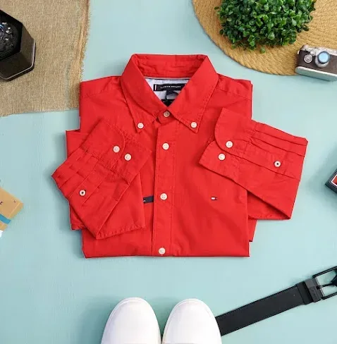 Camisa Tommy Hilfiger para caballero color rojo