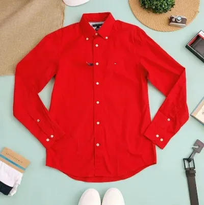 Camisa Tommy Hilfiger para caballero color rojo