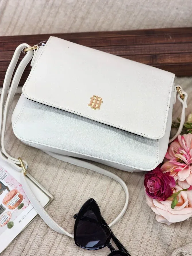 Bolso Tommy Hilfiger para dama- XW03757 101 YBL