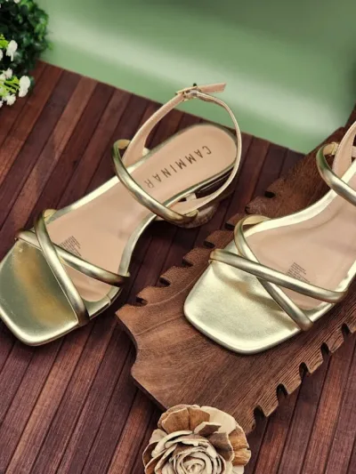Sandalias Metalic Ouro light