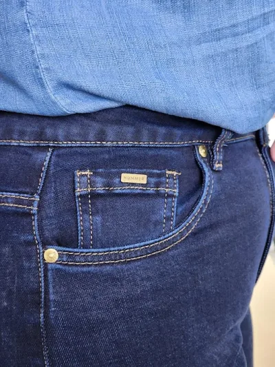 Jeans Hummer para dama color azul oscuro 2272R