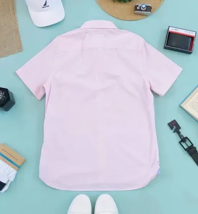 Camisa Tommy Hilfiger para caballero diseño de lunares