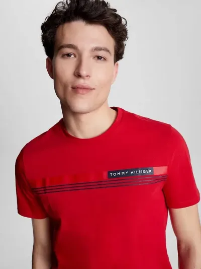 Camiseta Tommy Hilfiger para caballero color rojo