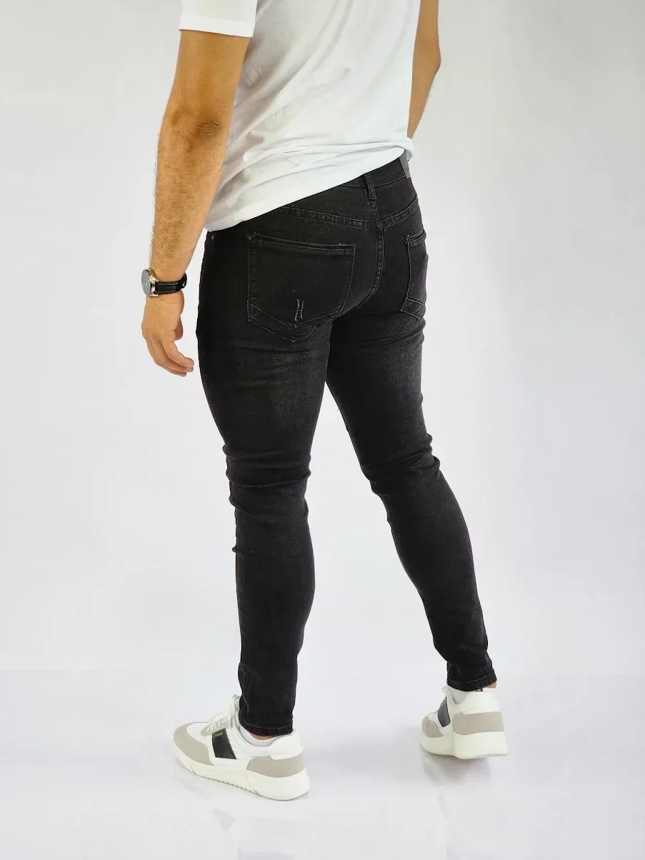 Jeans negro para caballero CH-RO-248B