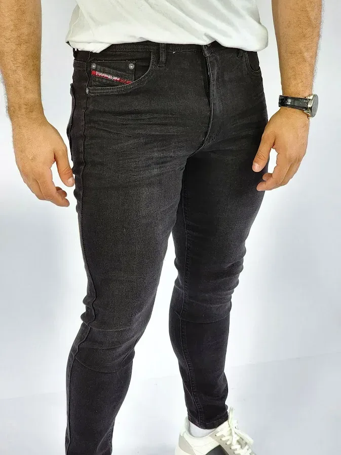 Jeans negro para caballero CH-RO-248B