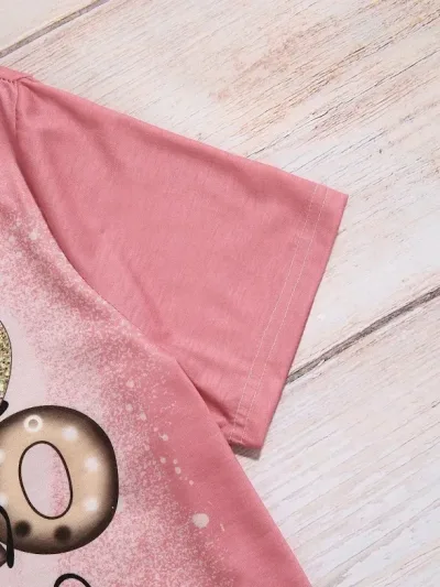 Camiseta para dama color rosado diseño de navidad con estampado de letra
