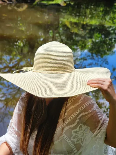 Sombrero para dama color beige