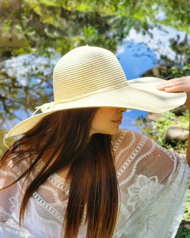 Sombrero para dama color beige